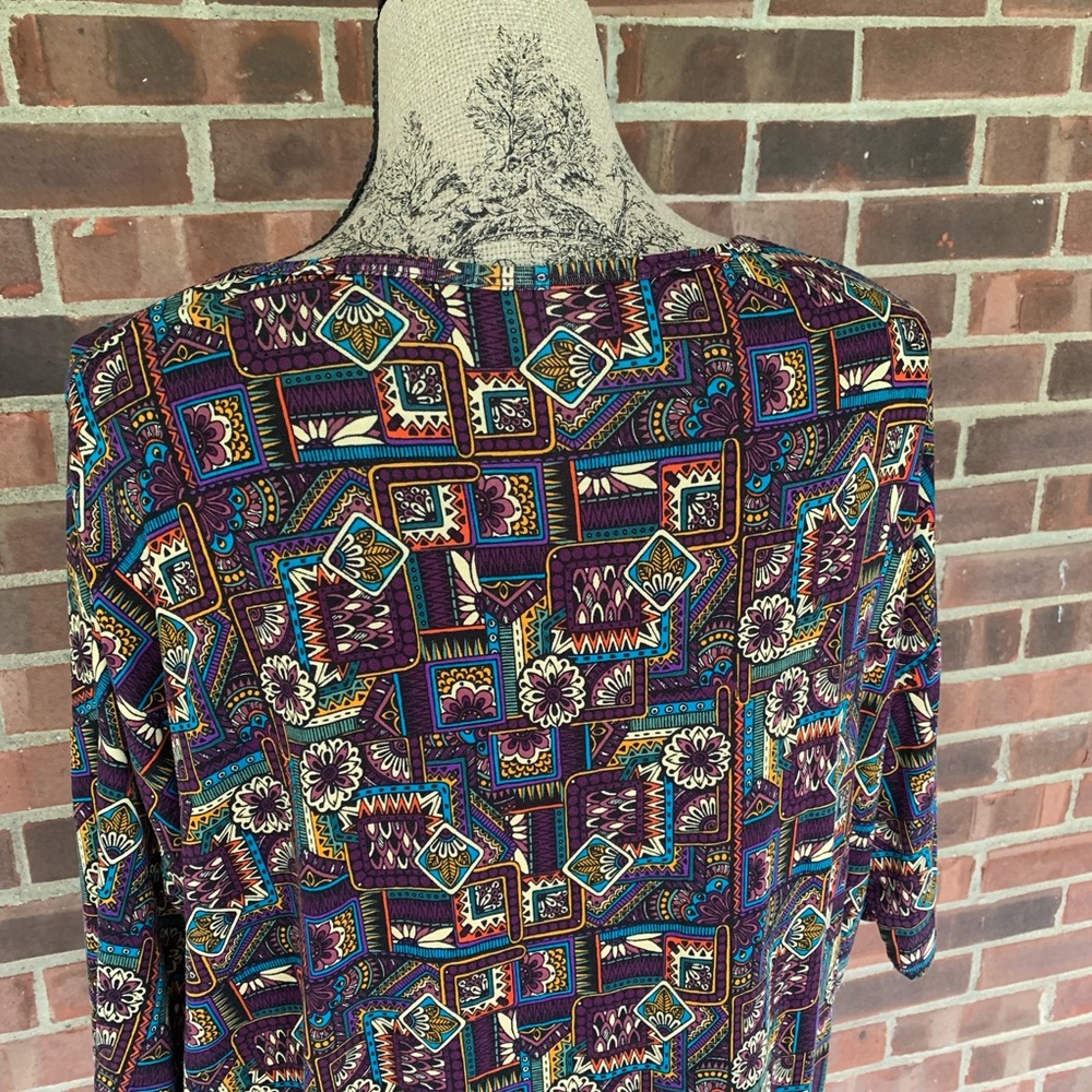 ❤️ LuLaRoe Irma short sleeve tee - Picture 5 of 8